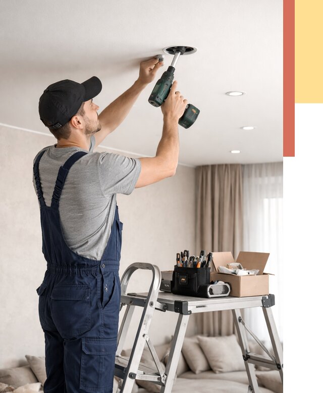 Установка и монтаж точечных светильников в натяжной потолок в Армавире от 1824 руб. | ОТДЕЛОЧНИК-Рмв